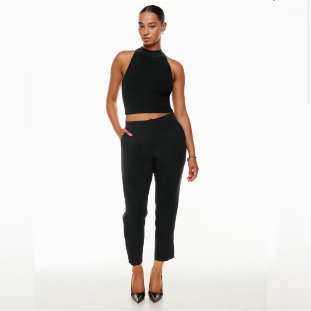 (P11) NWT Babaton Aritzia Conan Cropped - Short - Sz. 6 black